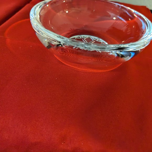 Orrefors Round Heavy Crystal Snowflake Bowl - Picture 11 of 13